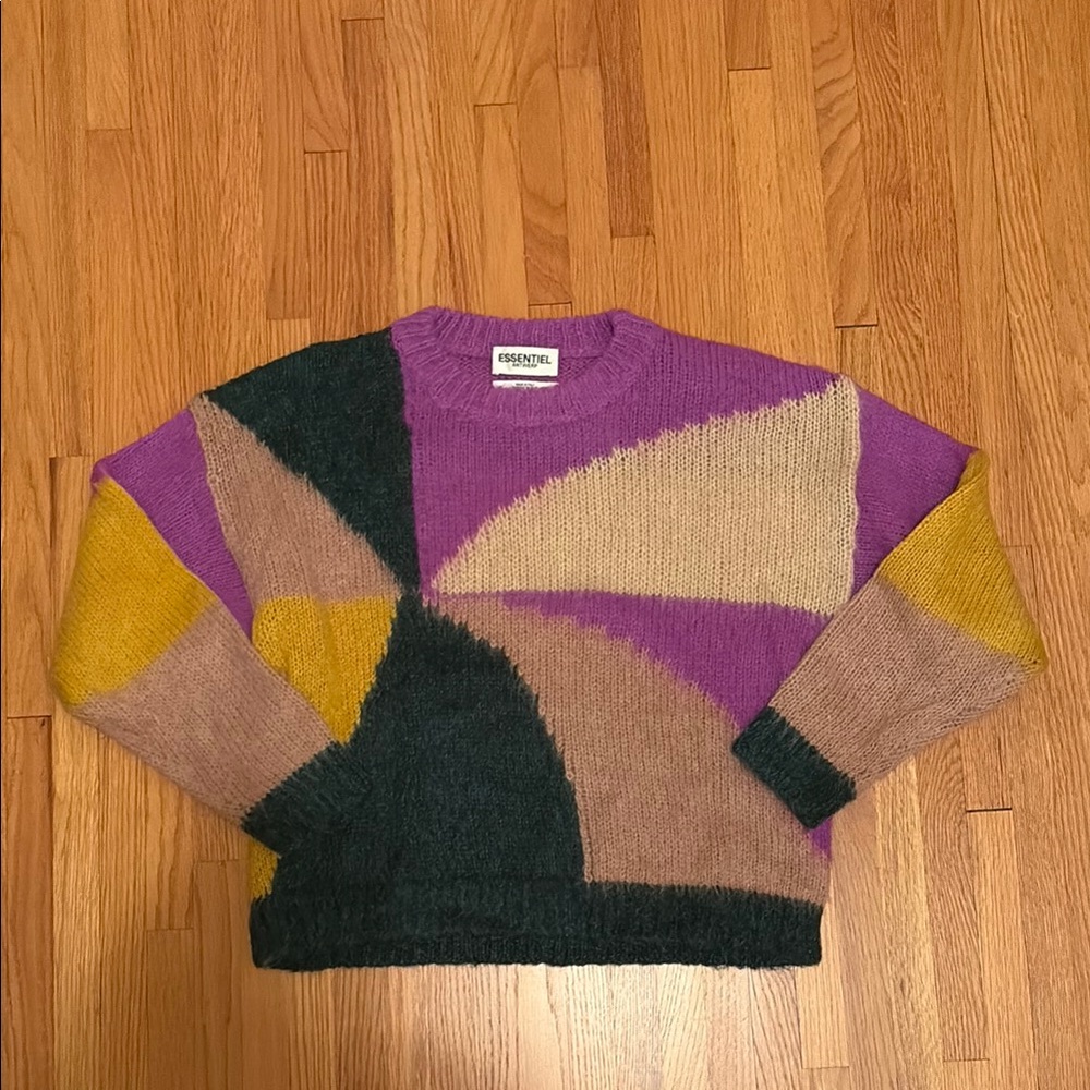 Essential Antwerp sweater